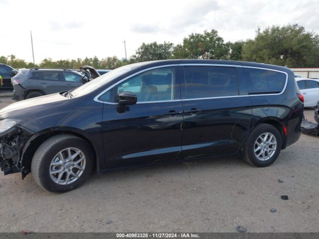 Chrysler Voyager Lx 2023 2C4RC1CG1PR516235 Image 14