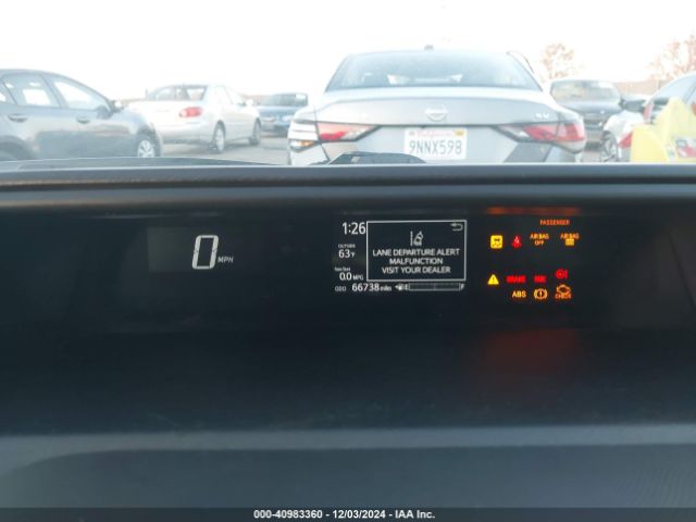 JTDKDTB37J1606297 Toyota Prius C One
