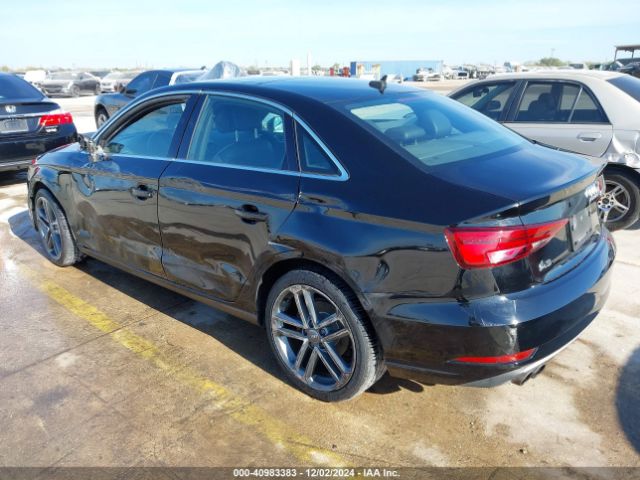 WAUAUGFFXK1016231 Audi A3 40 Premium/40 Titanium Premium