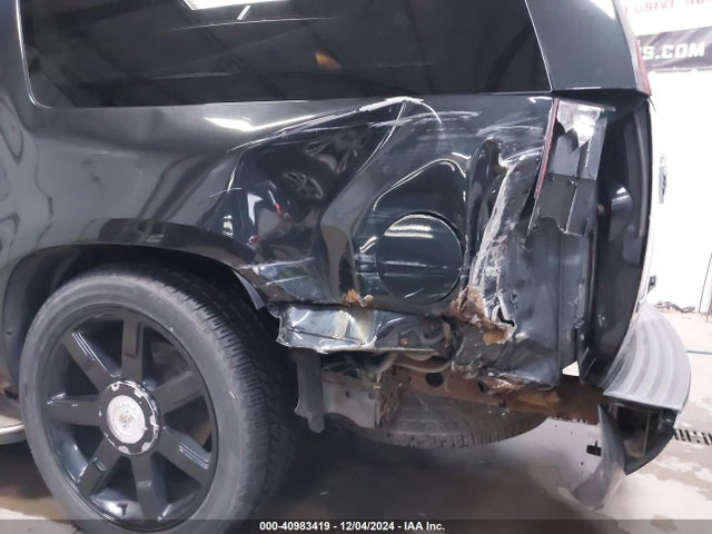 2010 CADILLAC ESCALADE ESV 1GYUKHEF2AR183612 Photo 5