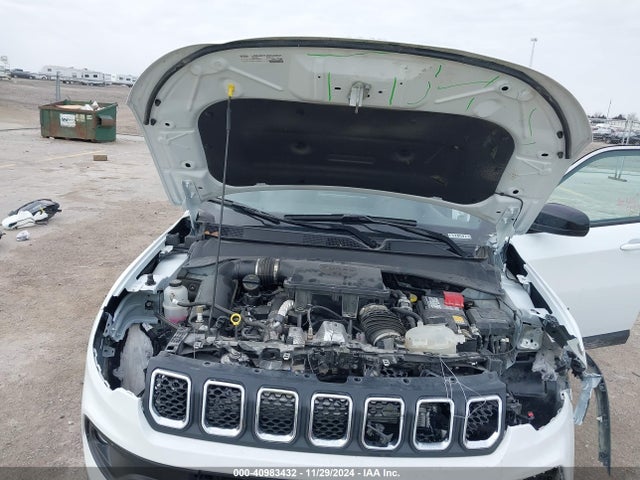 Jeep Compass Latitude 4x4 2023 3C4NJDBN6PT528092 Image 10