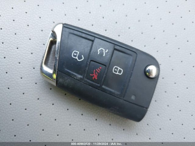 3VV3B7AX1JM006255 Volkswagen Tiguan 2.0t Se/2.0t Sel
