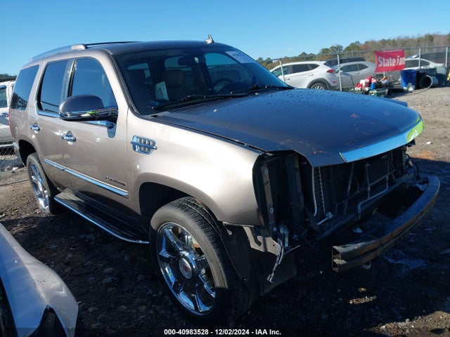 2011 CADILLAC ESCALADE 1GYS3BEF1BR178937 Photo 0