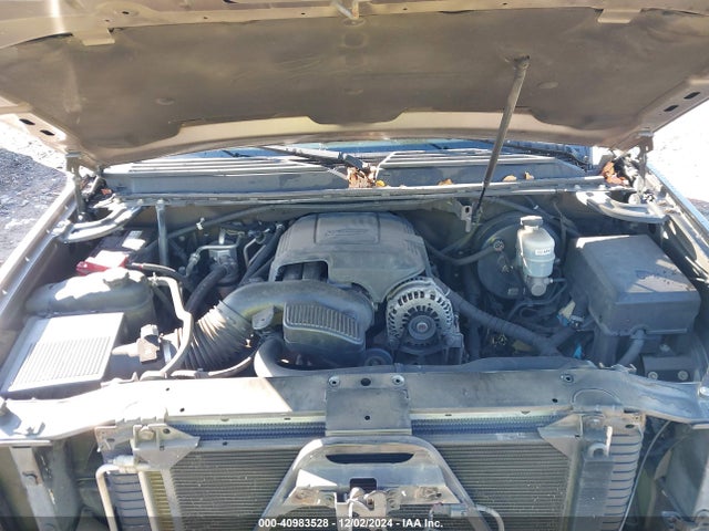 2011 CADILLAC ESCALADE 1GYS3BEF1BR178937 Photo 9