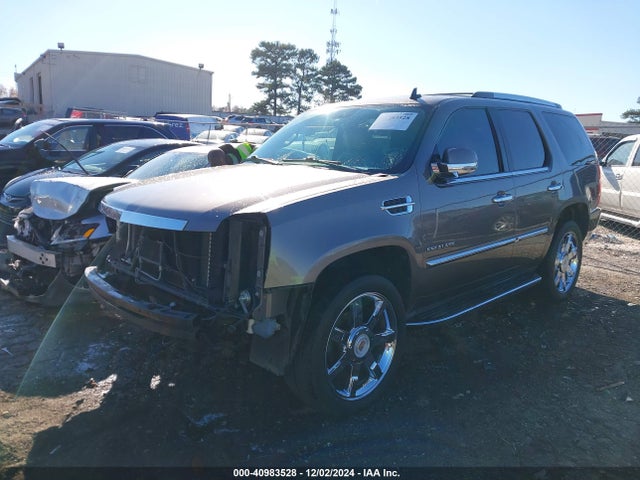 2011 CADILLAC ESCALADE 1GYS3BEF1BR178937 Photo 1