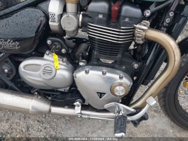 2017 TRIUMPH MOTORCYCLE BONNEVILLE SMTD42HL0HT807016 Photo 7