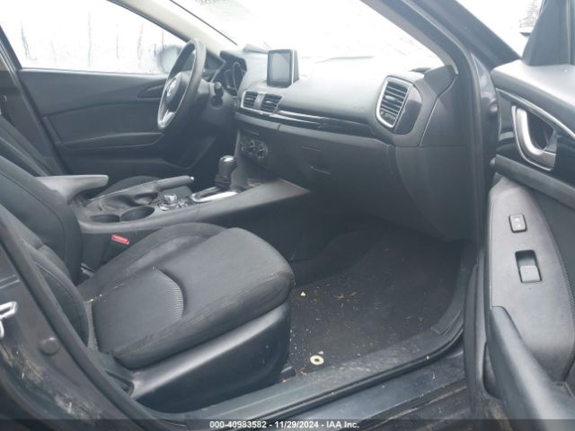 JM1BM1U78G1327146 Mazda Mazda3 I Sport