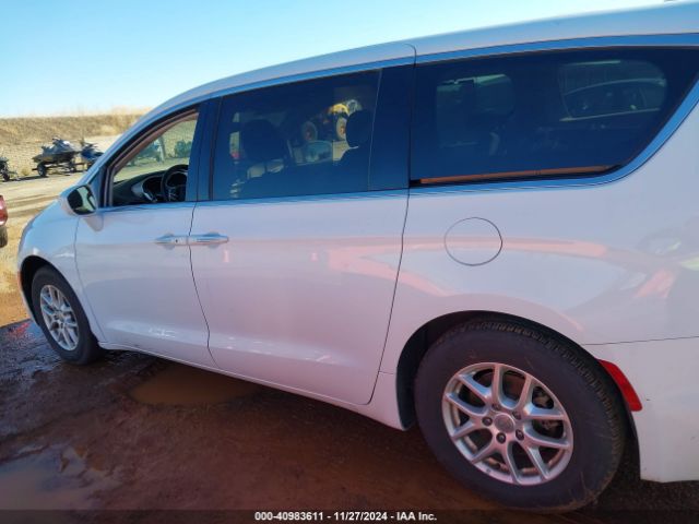 2C4RC1FGXLR176122 Chrysler Pacifica Touring
