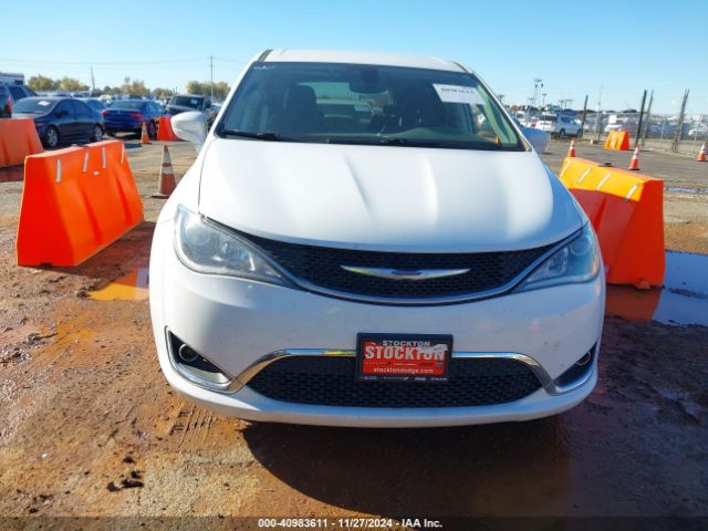 2C4RC1FGXLR176122 Chrysler Pacifica Touring