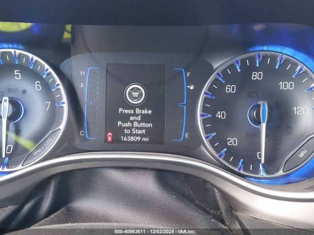 2C4RC1FGXLR176122 Chrysler Pacifica Touring