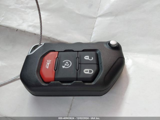1C4HJXDG3KW528471 Jeep Wrangler Unlimited Sport S 4x4