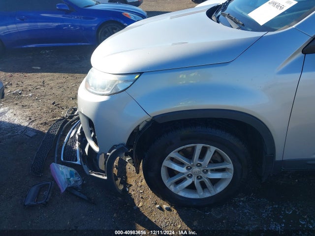 KIA Sorento Lx V6 2015 5XYKT4A75FG565074 Image 19