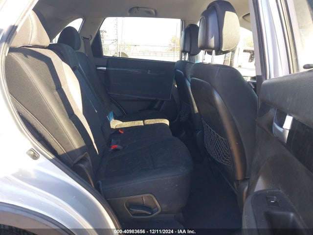 KIA Sorento Lx V6 2015 5XYKT4A75FG565074 Image 8