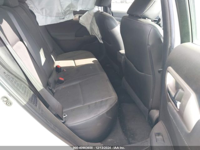 JTHKD5BH6H2284052 Lexus CT 200H