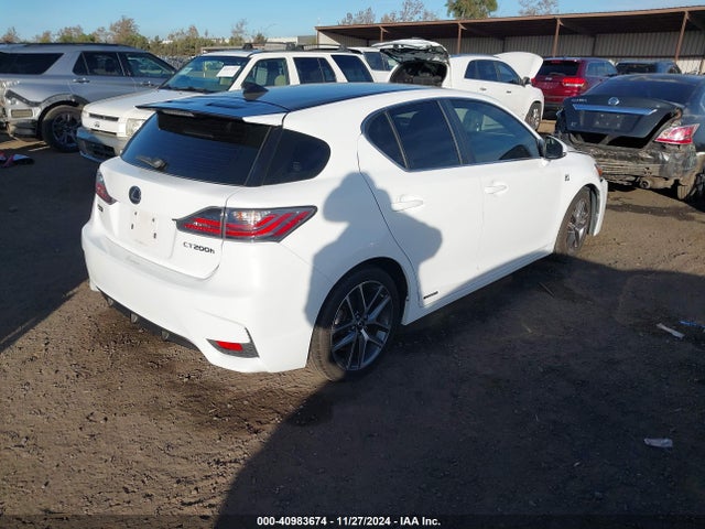 JTHKD5BH5G2257424 Lexus CT 200H