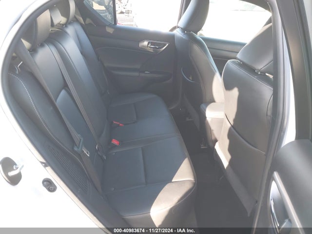JTHKD5BH5G2257424 Lexus CT 200H