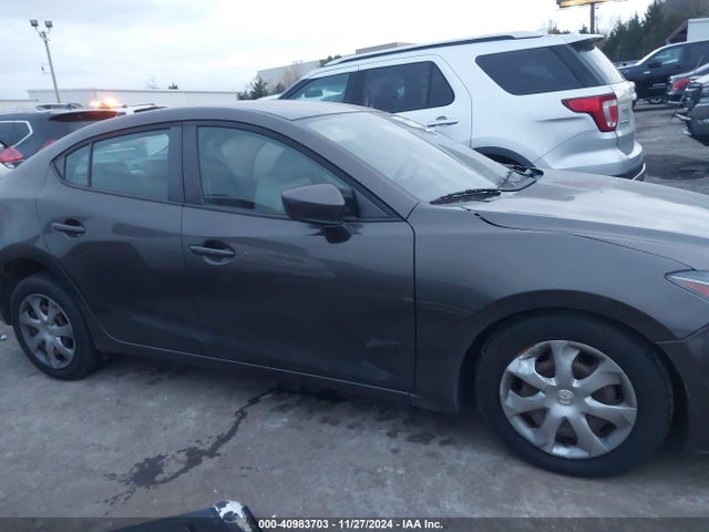 Mazda MAZDA3 2016 3MZBM1T76GM256644 Image 12