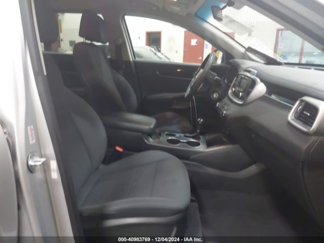 5XYPGDA57HG334902 KIA Sorento 3.3l Lx