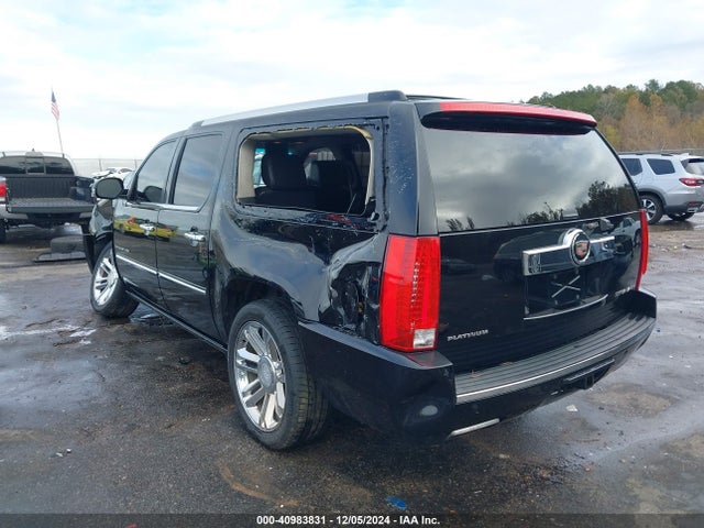 2013 CADILLAC ESCALADE ESV 1GYS4KEF7DR239871 Photo 2