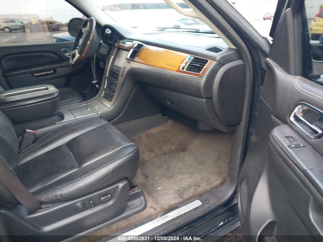 2013 CADILLAC ESCALADE ESV 1GYS4KEF7DR239871 Photo 4