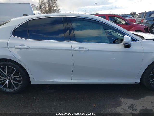 Toyota CAMRY XLE 2021 4T1F11BK7MU024964 Image 13