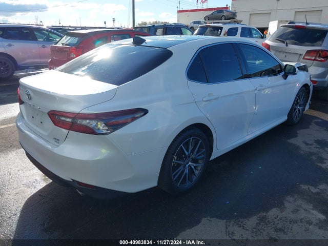 Toyota CAMRY XLE 2021 4T1F11BK7MU024964 Image 4