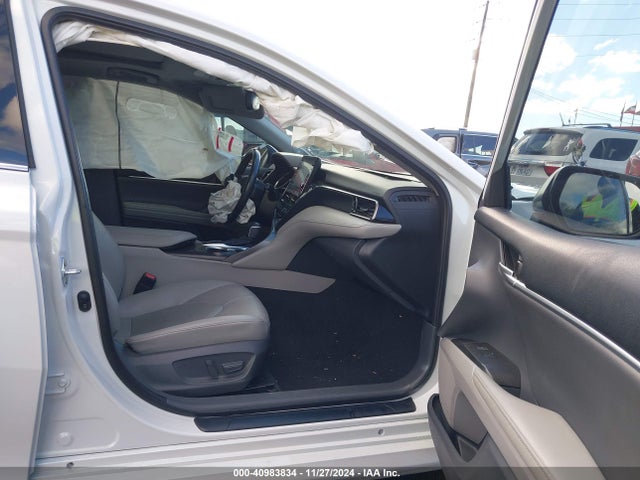 Toyota CAMRY XLE 2021 4T1F11BK7MU024964 Image 5