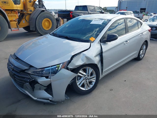Hyundai ELANTRA SEL 2019 KMHD84LF8KU793511 Image 2