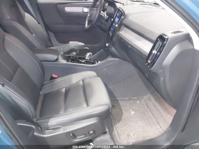 2024 VOLVO XC40 YV4L12UE9R2225740 Photo 4