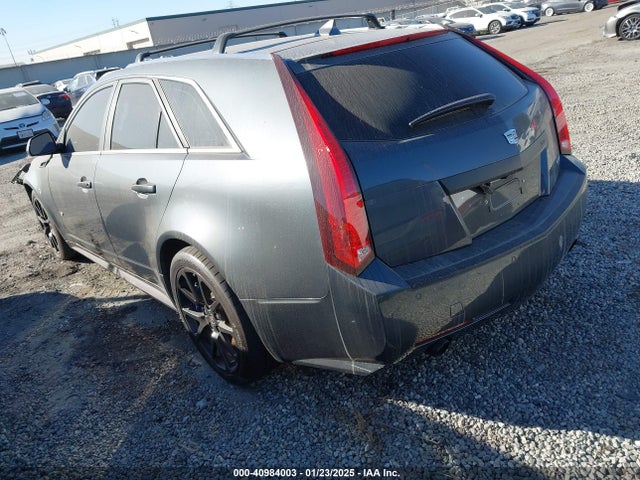 2013 CADILLAC CTS-V 1G6DV8EP3D0100853 Photo 2