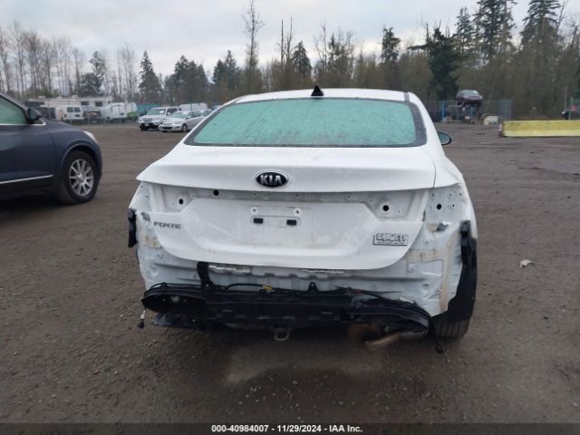 3KPF24AD0KE055278 KIA Forte Lxs