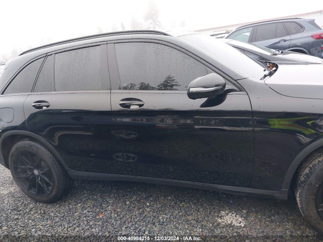 WDC0G4KB1HF179184 Mercedes-Benz Glc 300 4matic