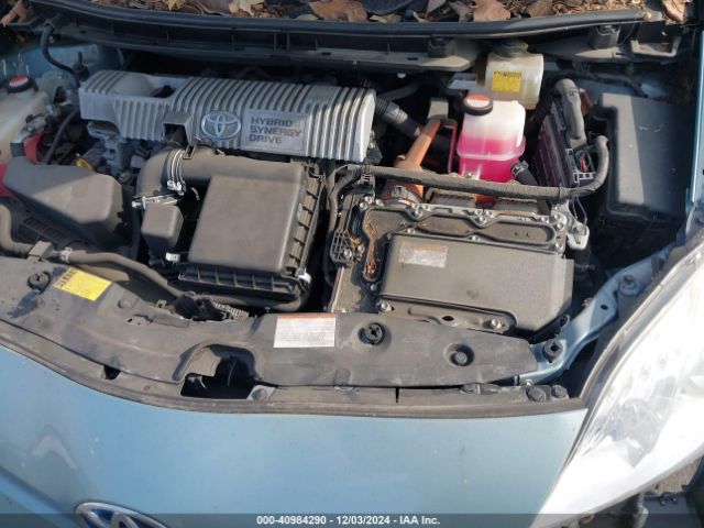 JTDKN3DU4F1913601 Toyota Prius Two
