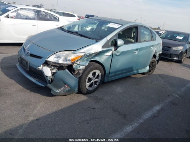JTDKN3DU4F1913601 Toyota Prius Two
