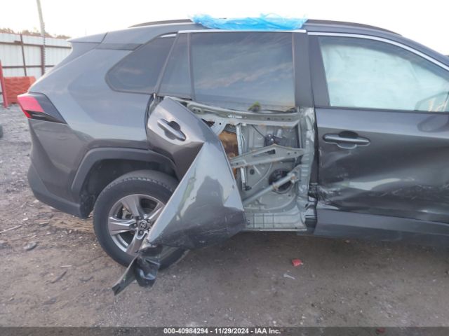 2T3W1RFV4PW242083 Toyota Rav4 Xle