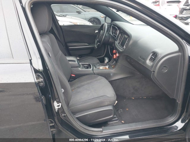 2C3CDXHG7GH235257 Dodge Charger Sxt