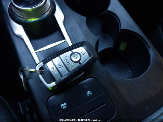 1FMCU9H93NUA86120 Ford ESCAPE SEL