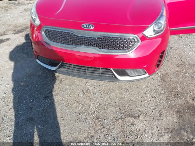 KNDCB3LCXH5092005 KIA NIRO LX