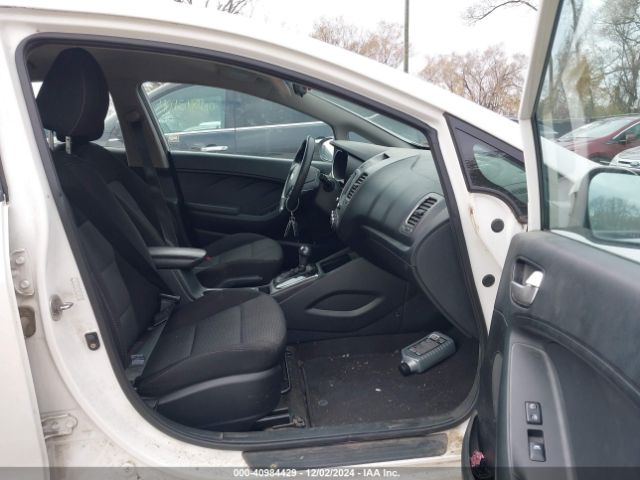 KNAFK5A89H5674973 KIA FORTE LX