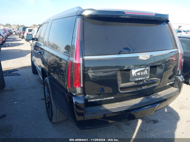 2016 CADILLAC ESCALADE ESV 1GYS3JKJ2GR129207 Photo 2