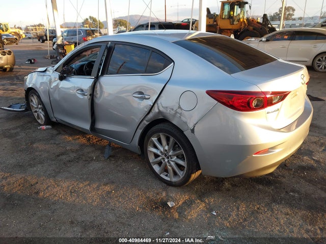 3MZBN1V74HM151290 Mazda Mazda3 Touring