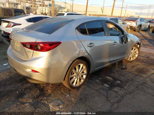3MZBN1V74HM151290 Mazda Mazda3 Touring