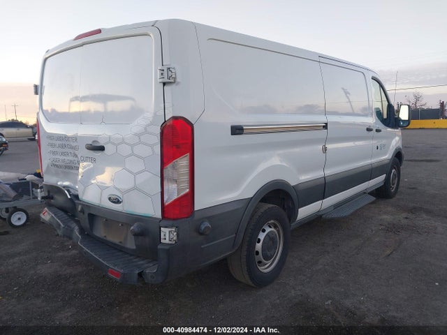 1FTYE2YM2JKB30889 Ford Transit-150