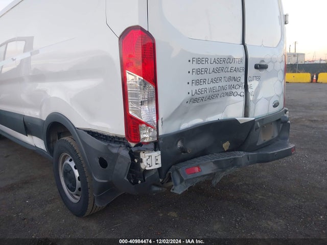 Ford Transit-150 2018 1FTYE2YM2JKB30889 Image 6