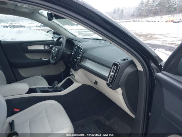YV4162UK4L2242614 Volvo Xc40 T5 Momentum