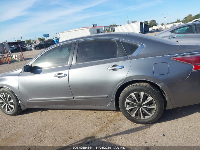 Nissan Altima 2.5 S 2015 1N4AL3AP0FC482359 Image 14
