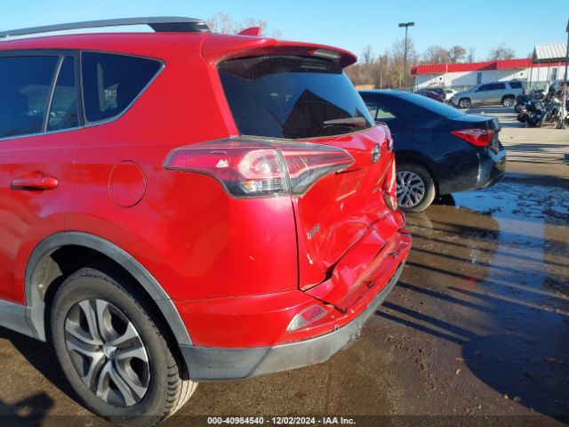 2T3ZFREV8HW312749 Toyota RAV4 LE