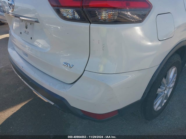 Nissan ROGUE SV 2017 JN8AT2MT4HW137225 Image 18
