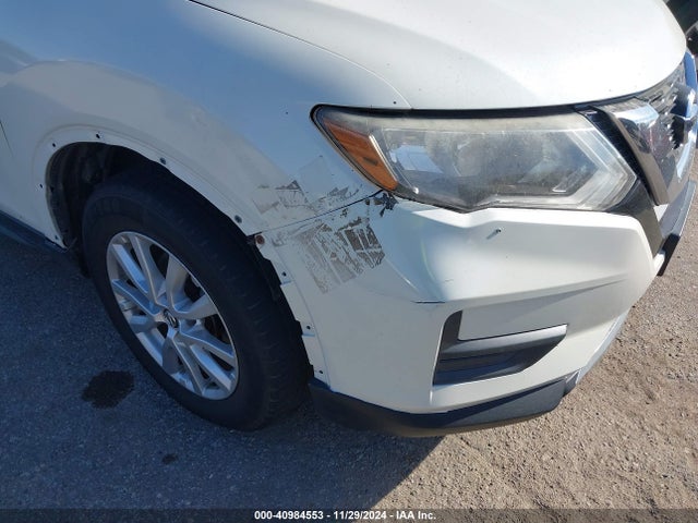 Nissan ROGUE SV 2017 JN8AT2MT4HW137225 Image 6