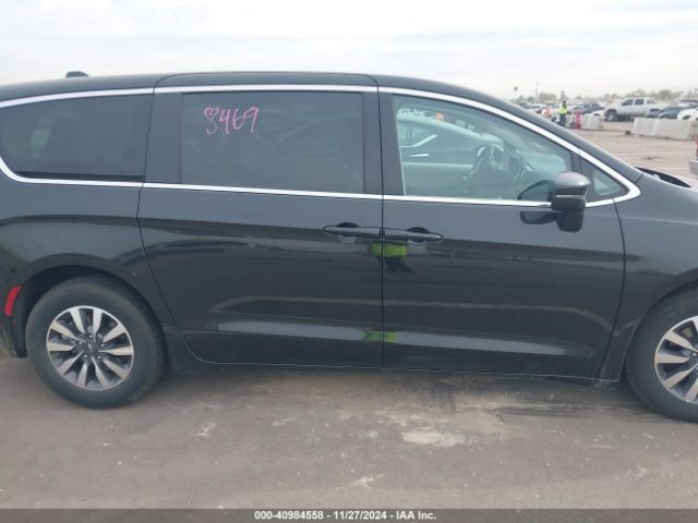 2C4RC1L76PR622275 Chrysler Pacifica Hybrid Touring L